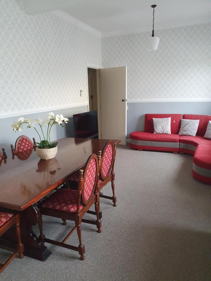 Gardner Court Motel Нейпир Экстерьер фото