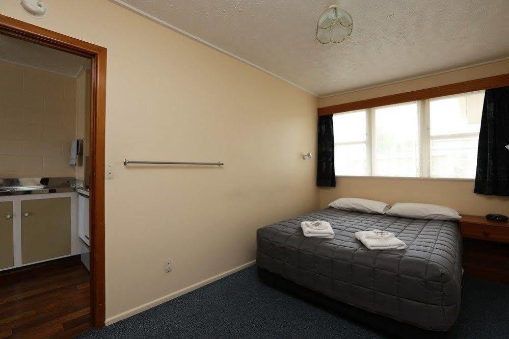 Gardner Court Motel Нейпир Экстерьер фото